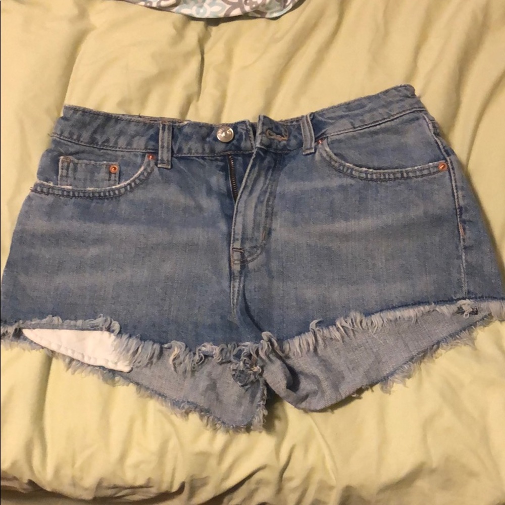 H&M high waisted shorts